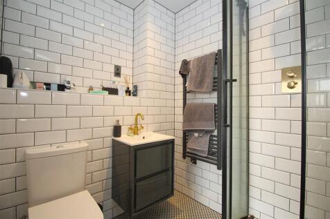 Ensuite Shower Room