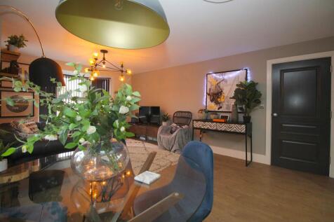 Lounge / Diner