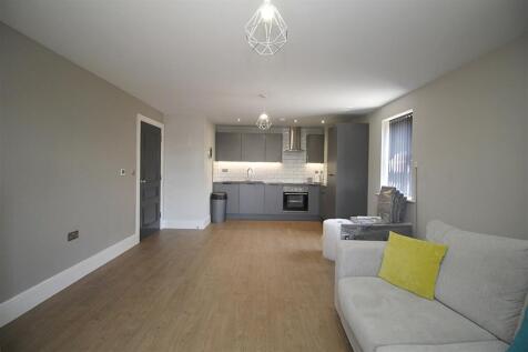 Living Area / Kitche