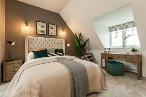 Top floor main bedroom for a double or king size bed