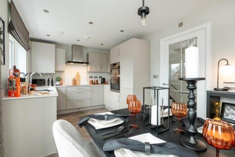 Spend mealtimes with your family or entertaining guests