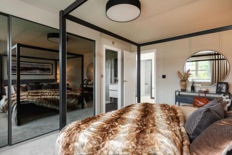 With an en-suite shower room