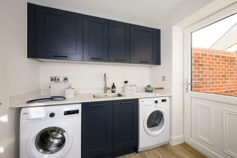 Eden Green - Plot 35 Show