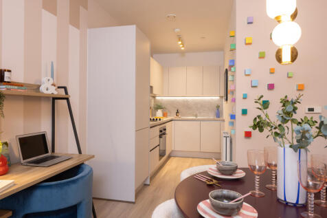 Kitchen / dining