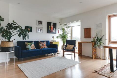 7 Aumbrey Apartments-21.jpg