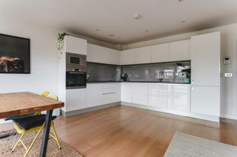 7 Aumbrey Apartments-23.jpg