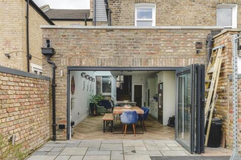 Roding Road-18.jpg