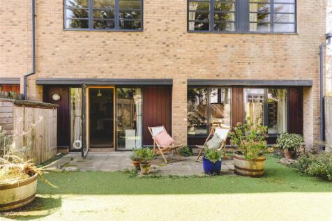 Mildmay Avenue-7.jpg