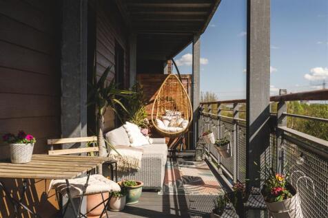 Waterfront House-20.jpg