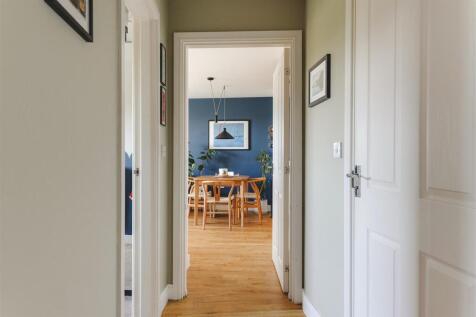 Waterfront House-7.jpg