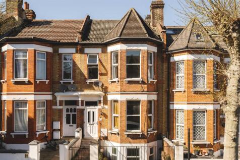 Mildenhall Road-38.jpg