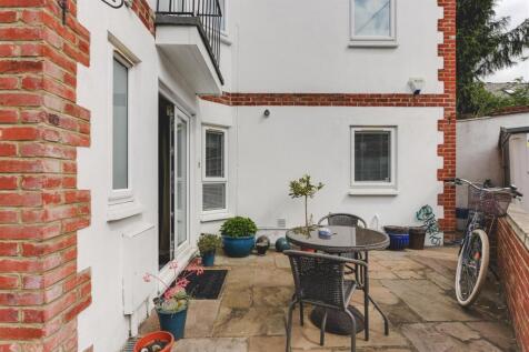 Buckingham Mews-33.jpg