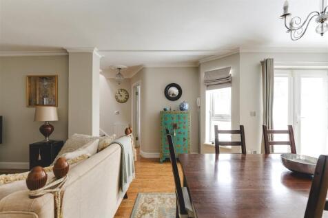 Buckingham Mews-22.jpg