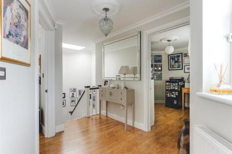 Buckingham Mews-13.jpg