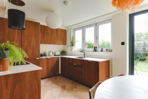 Orwell Court-18.jpg