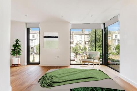 bedroom-Wilton-Way-1st-view-18 complete.jpg