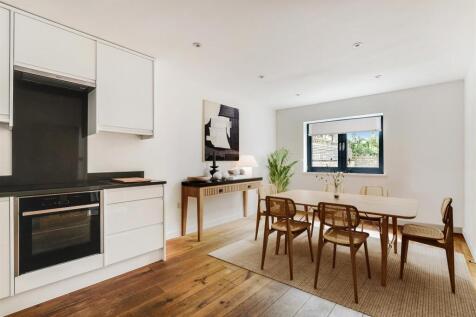 Kitchen-diner-Wilton-Way-11-2 complete.jpg