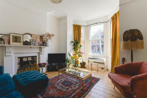 Mildenhall Road-4.jpg