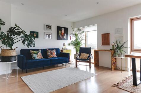 7 Aumbrey Apartments-21.jpg