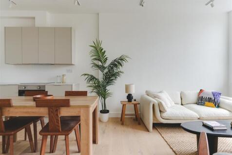 Clissold Crescent-13.jpg