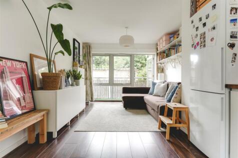Maple Court-8.jpg