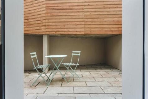 Clissold Close-59.jpg