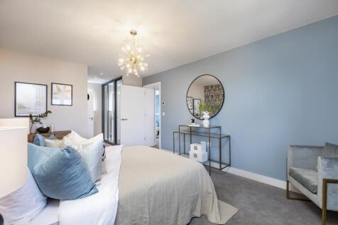 Chesterford Meadows ¿ Plot