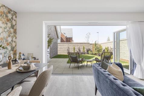Chesterford Meadows - The Lily Number 12 - Living
