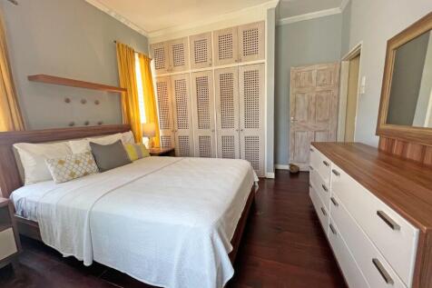 Guest Bedroom 1