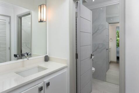 Bedroom ensuite