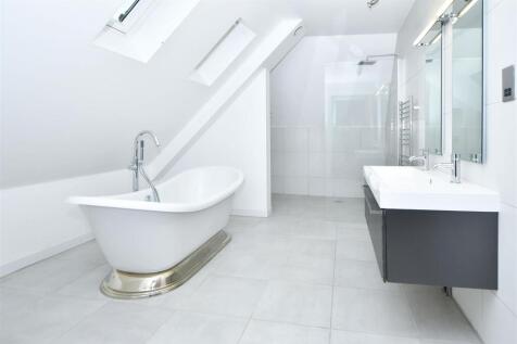 Bedroom Three En-Suite