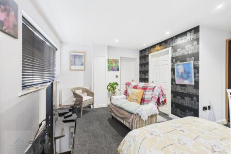 Annex Bedsit