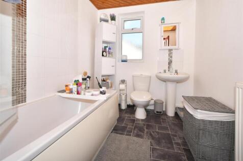 First Floor Bathroom