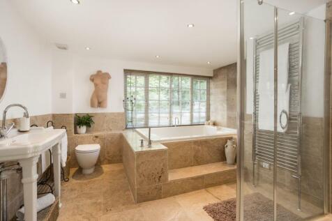 Greatwood Cottage-36_LowRes.jpg