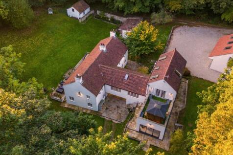 greatwood cottage front image 3.jpg
