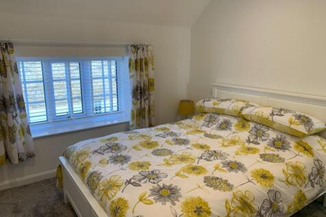 Bedroom .JPG