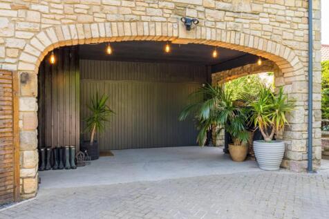 Show-Home-25.jpg