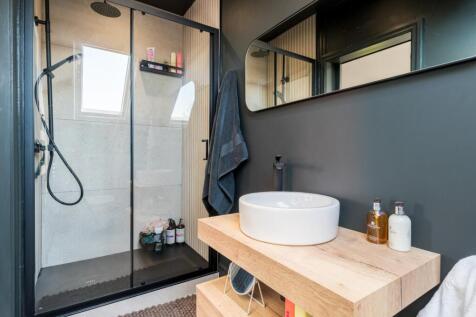 Show-Home-19.jpg