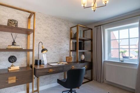 Bedroom 4/Study
