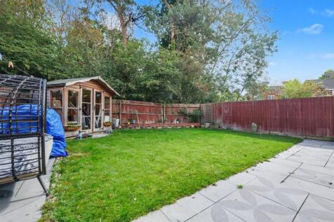 50 Fox Hollow garden 2.jpg