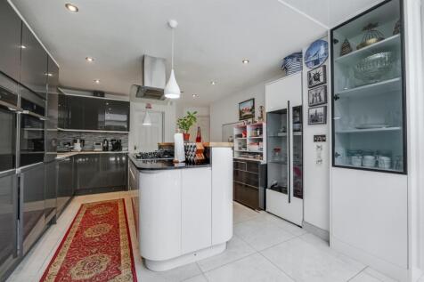 50 Fox Hollow Kitchen.jpg