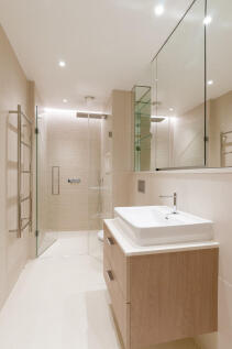 Shower_room