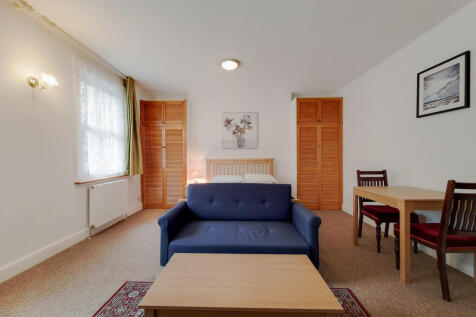 studio_reception_...
