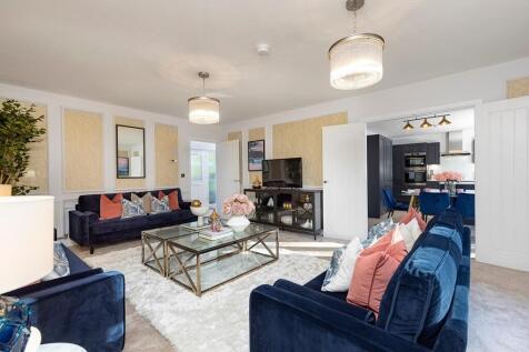 Living area with double internal doors to kitchen/dining area