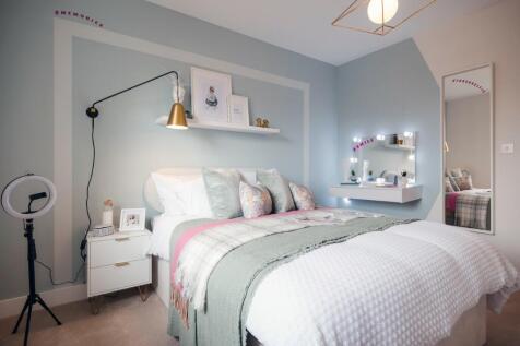 Clifton Show Home