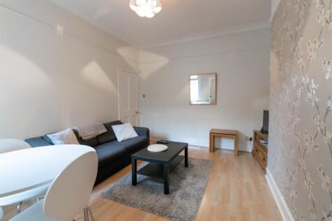 Living Room (Main)
