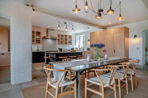 8615826-interior01-800.jpg
