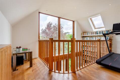 8650702-interior10.jpg