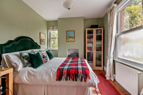 8625900-interior01-800.jpg