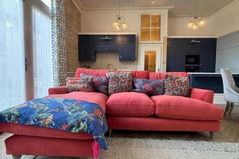 Quenington Apartment.9.jpeg